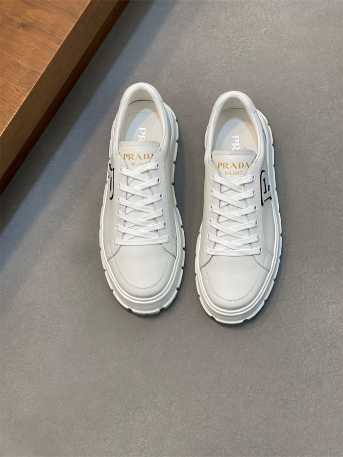 PRADA 프라다 남성용 스니커즈 P98779-2 2024/신상 2COLOR