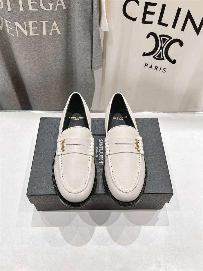 SAINT LAURENT 생로랑 여성용 로퍼 Y60685-2 2024/신상 2COLOR