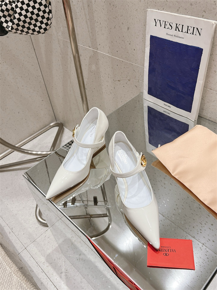 VALENTINO 발렌티노 여성용 샌들 (굽높이4.5CM) V33756-2 2024/신상 2COLOR