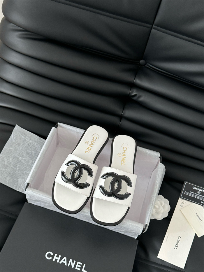 CHANEL 샤넬 여성용 슬리퍼 C63544-1 2024/신상 2COLOR