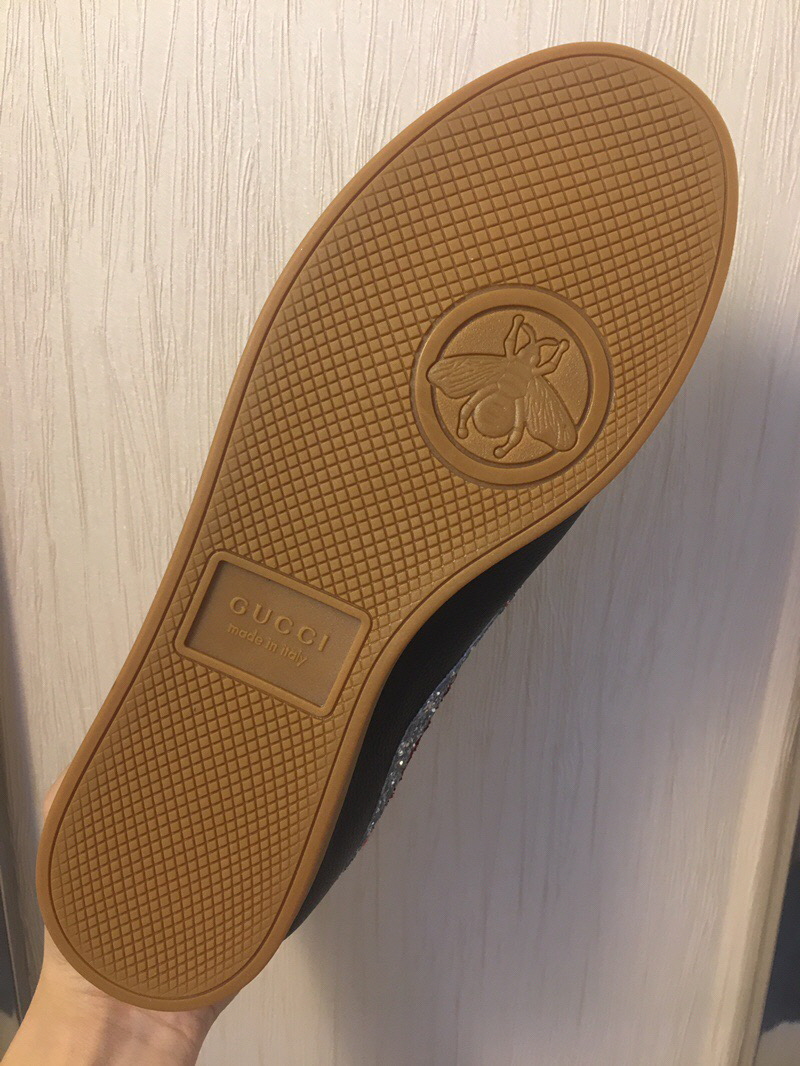 구찌 파라체르 스니커즈