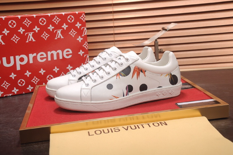 루이비통 프린트 스니커즈