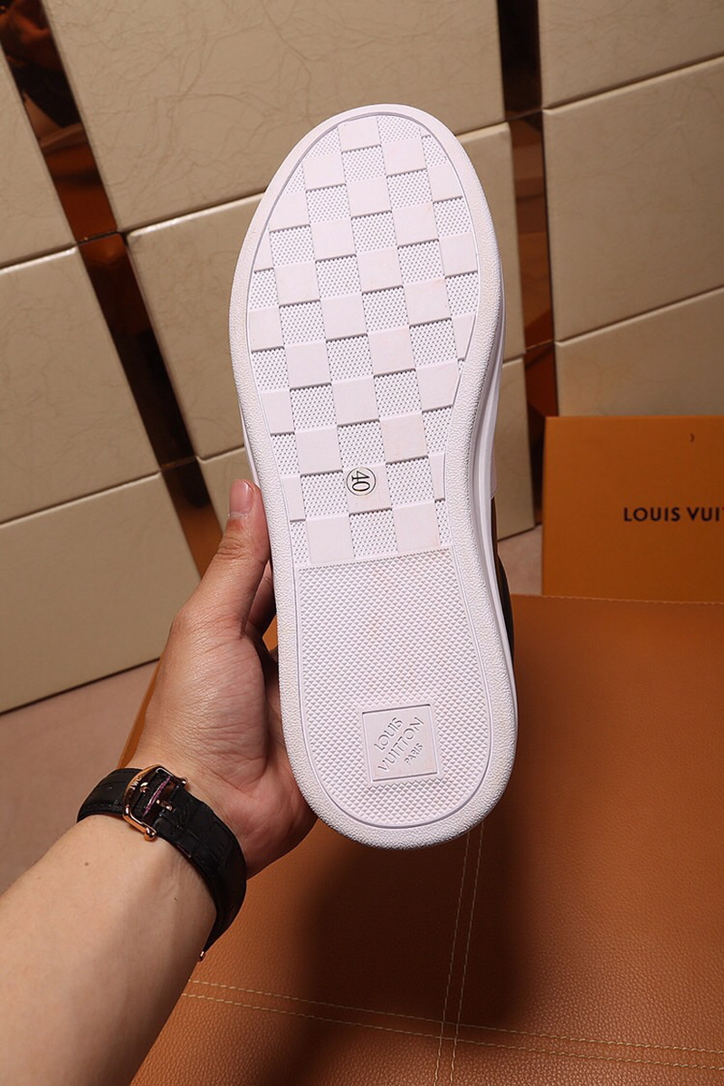 루이비통 트윈 로고 스니커즈