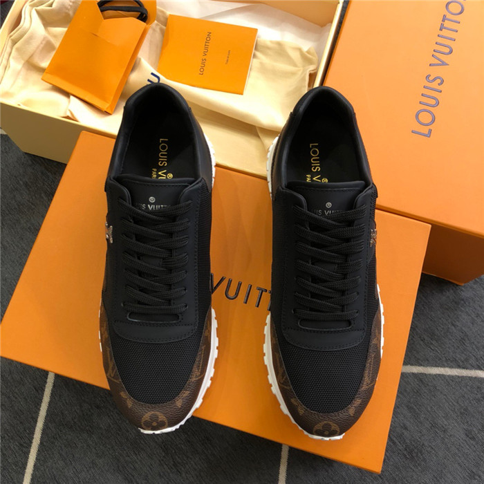 Louis Vuitton 루이비통 런 어웨이 스니커즈 L63022 /신상