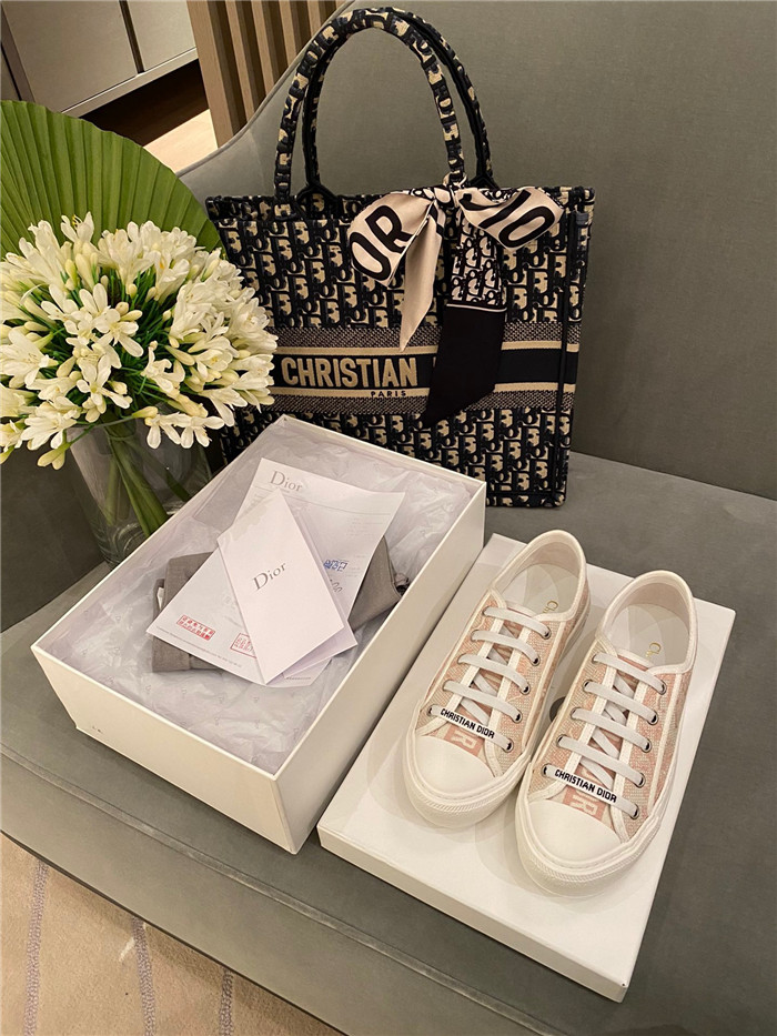 DIOR 디올 컨버스 워크앤디올 스니커즈 D70070