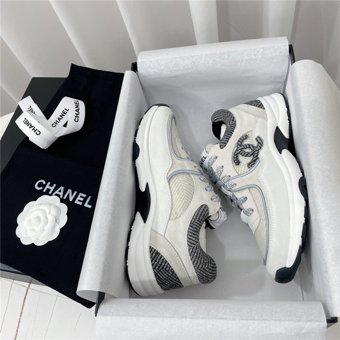 Chanel  샤넬 여성용 스니커즈 C36908
