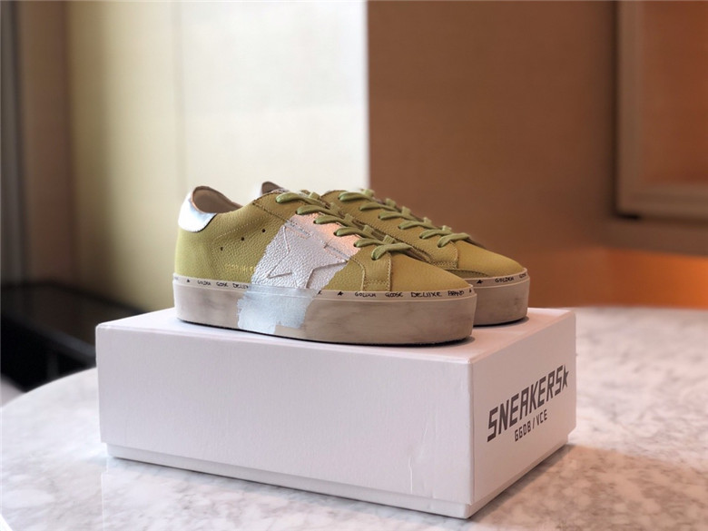 골든구스 여성용 스니커즈 신상 (250사이즈 주문제작)