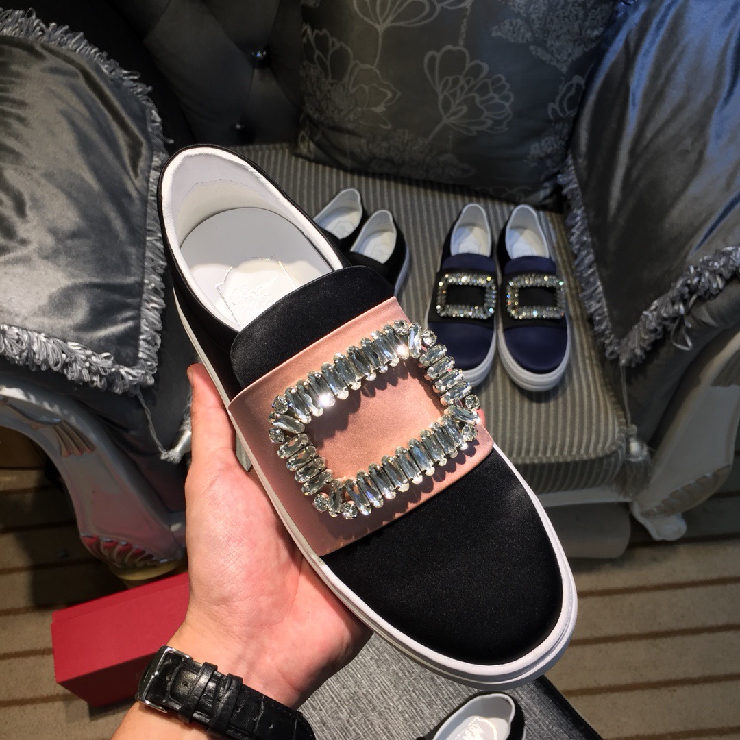 로저비비에 스니커즈 (250사이즈 주문제작)