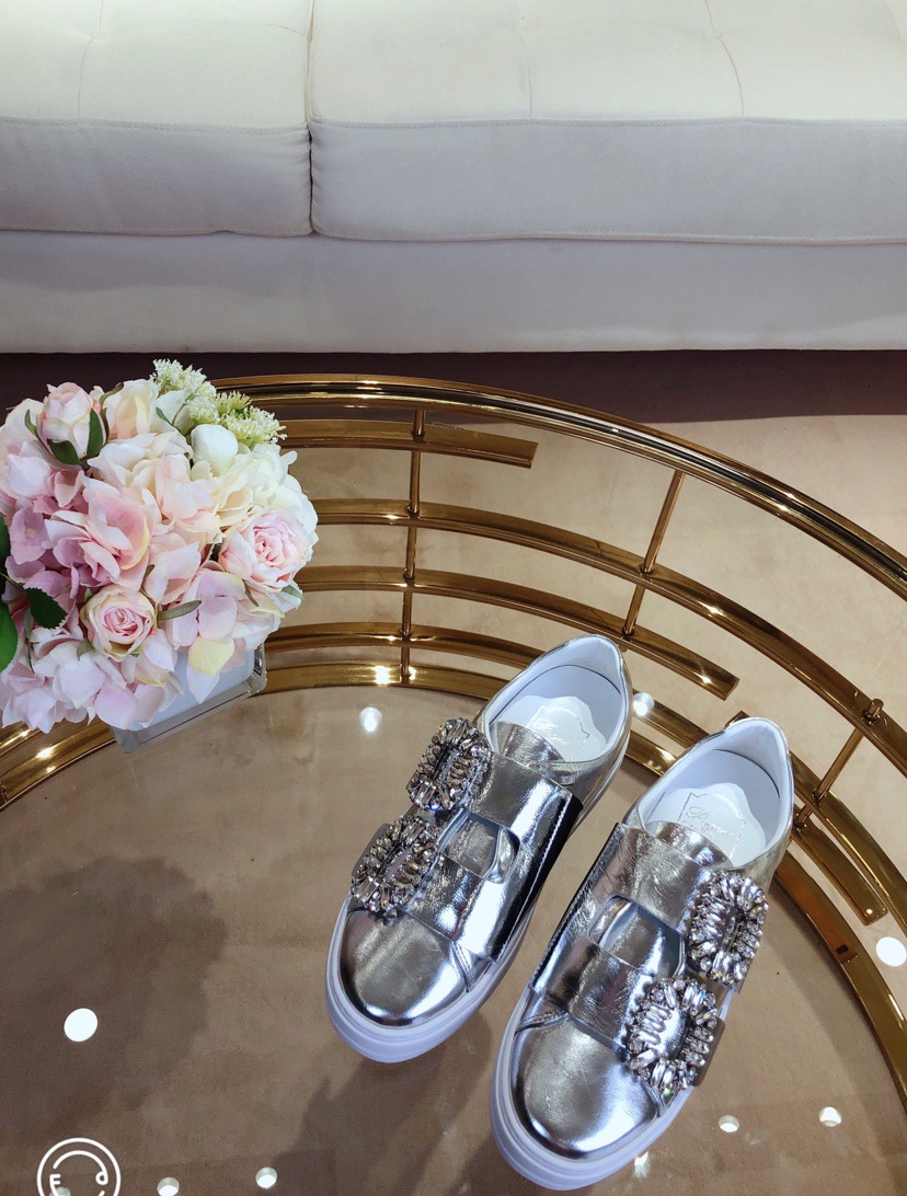 로저비비에 스니커즈 (250사이즈 주문제작)