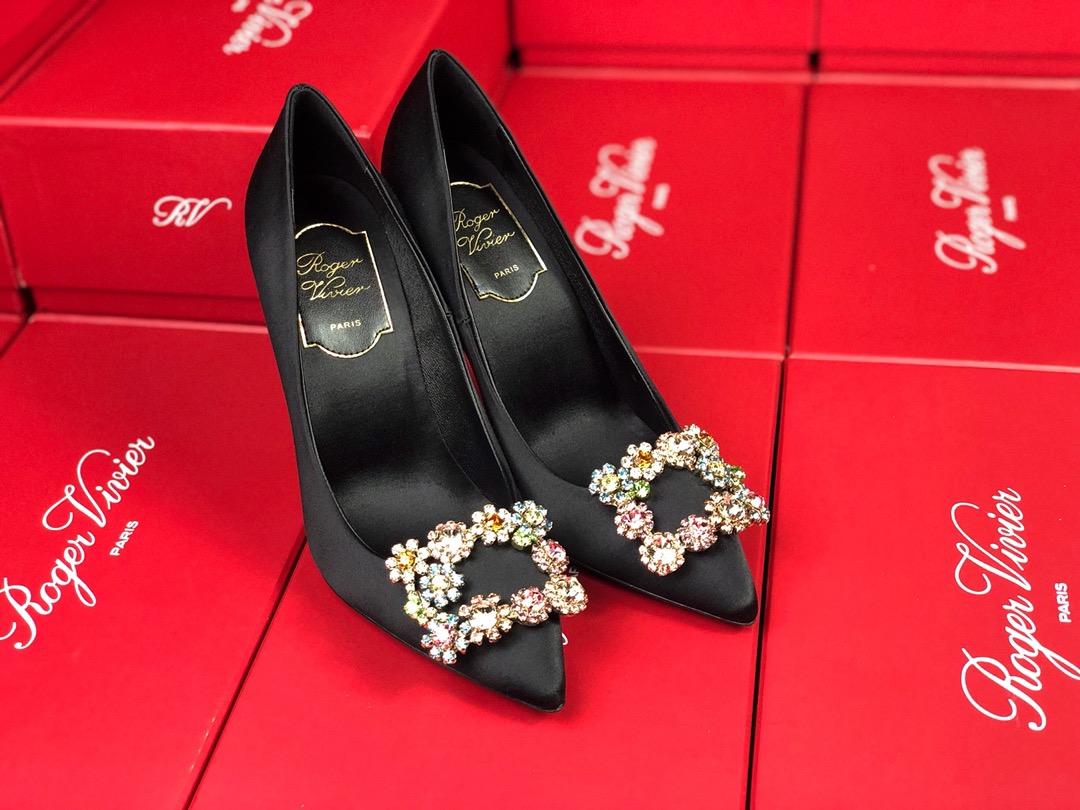 로저비비에 신상 힐&플랫슈즈 (220,250사이즈 주문제작)