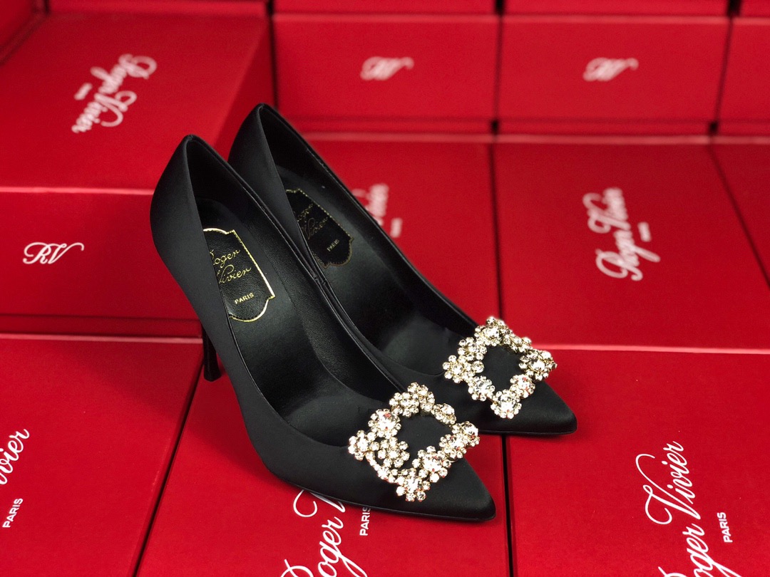 로저비비에 신상 힐&플랫슈즈 (220,250사이즈 주문제작)