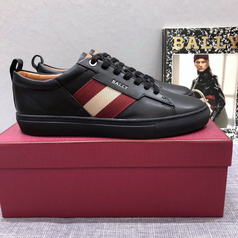 발리 남성 스니커즈