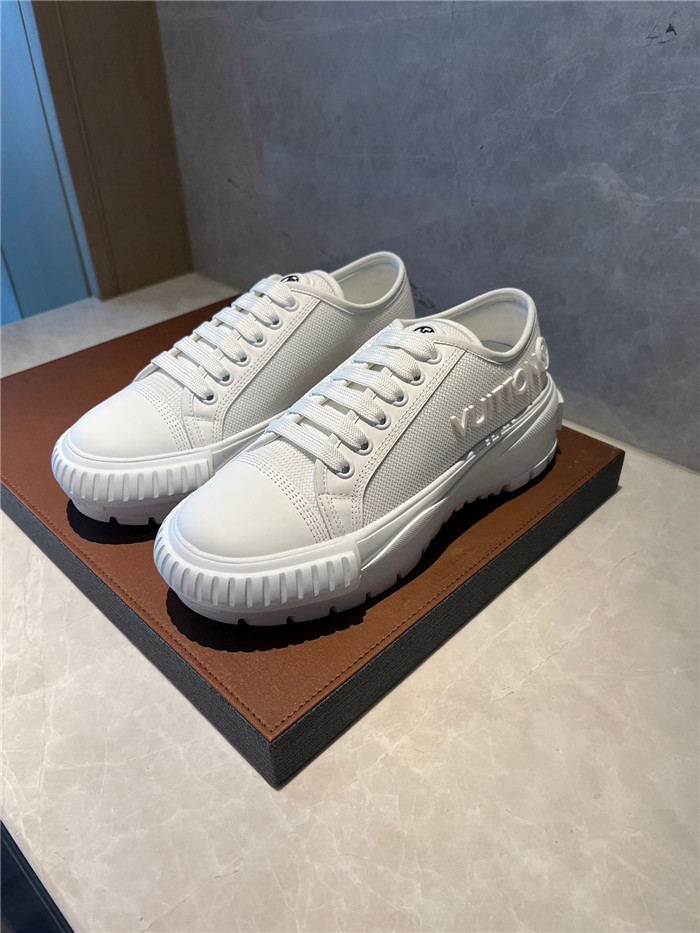 Louis Vuitton 루이비통 LV 스쿼드 스니커즈