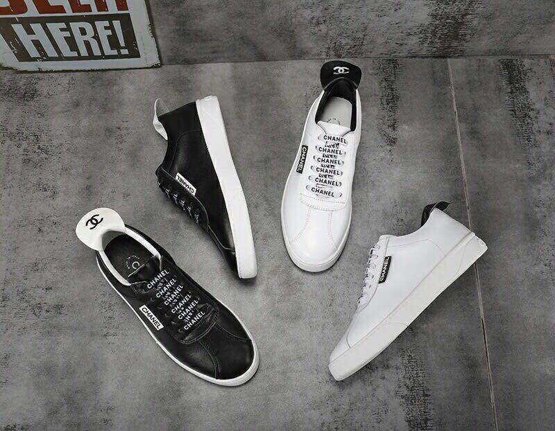 CHANEL 샤넬 레이스업 스니커즈