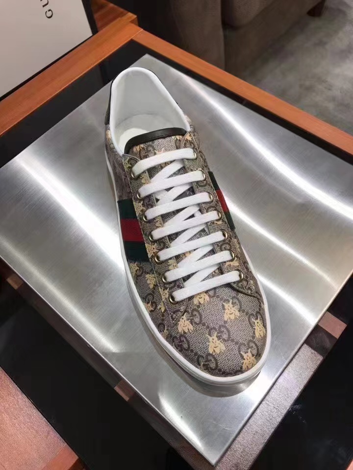Gucci 구찌 꿀벌 남여공용 스니커즈