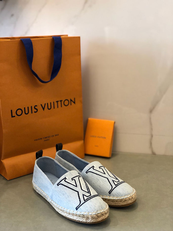 루이비통 단화봄신상 (250사이즈 주문제작)