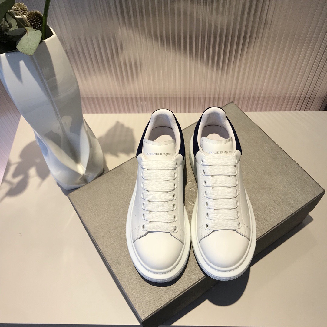 알렉산더 맥퀸 남여공용 스니커즈(여220,여250사이즈 주문제작)
