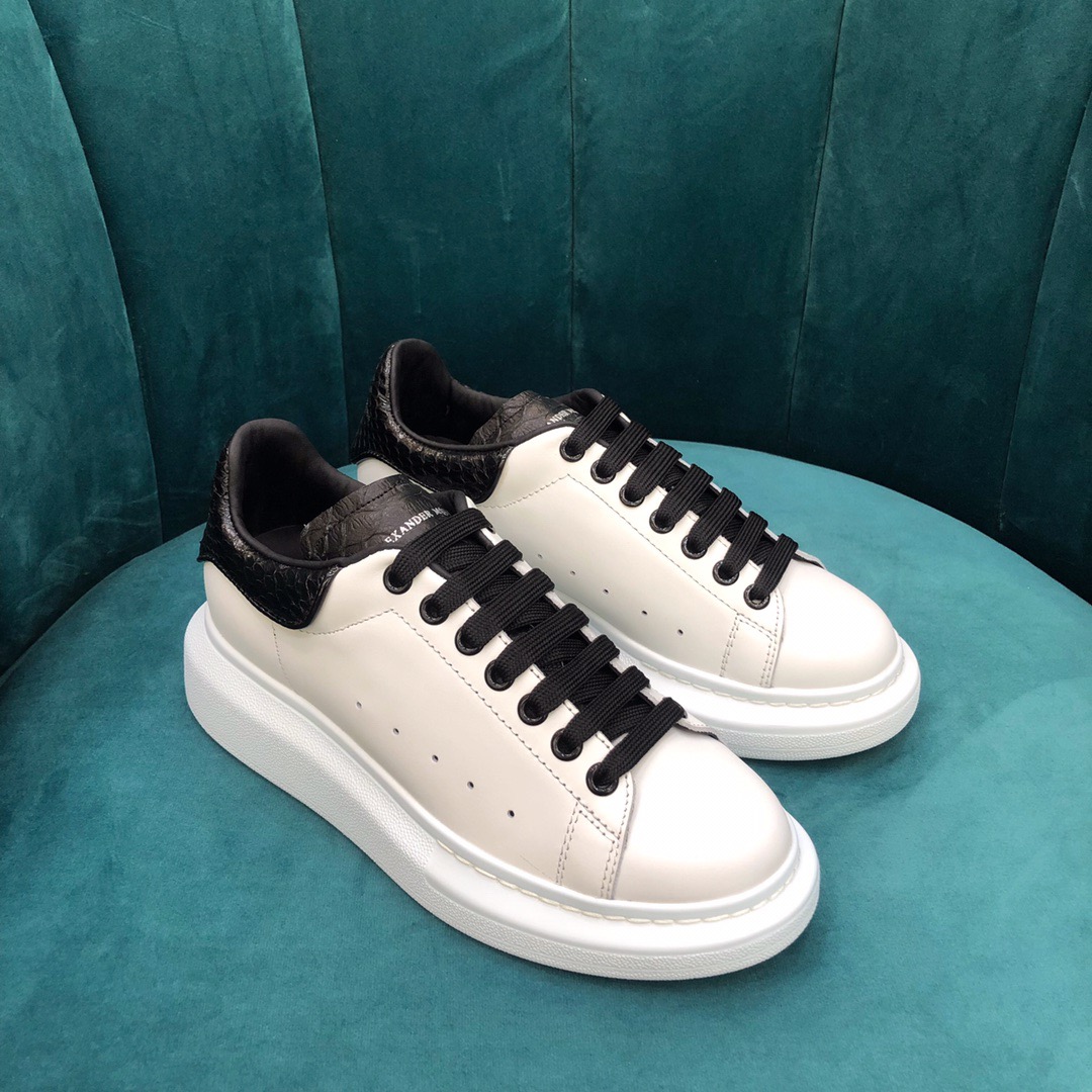 ALEXANDER MCQUEEN 알렉산더 맥퀸 파이톤 스니커즈