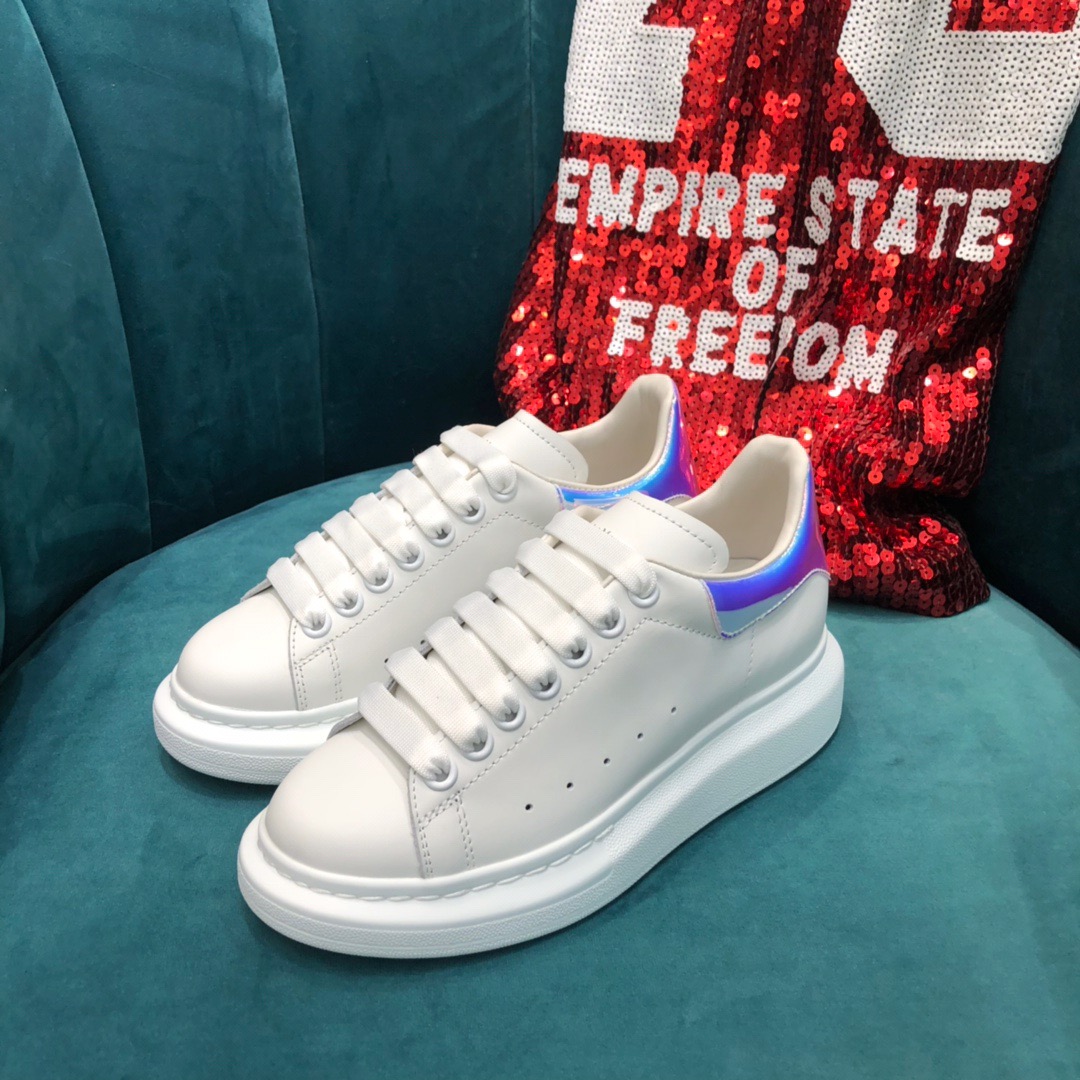 Alexander McQueen 알렉산더맥퀸 오버사이즈드 스니커즈신상 (여220여250사이즈 주문제작)