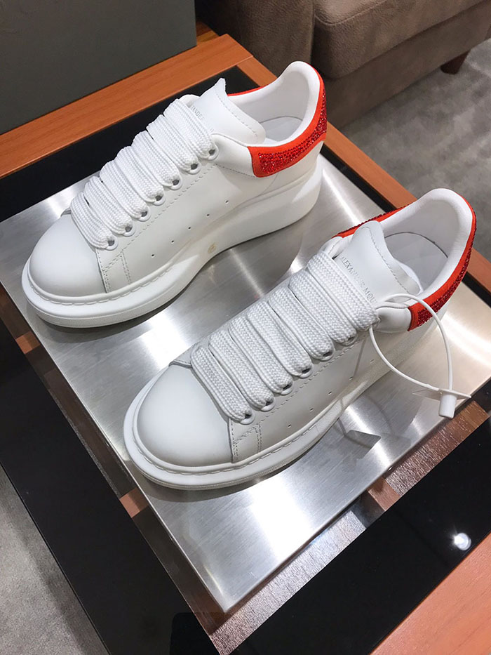 알렉산더맥퀸 남여공용 스니커즈 신상 (290사이즈 주문제작)