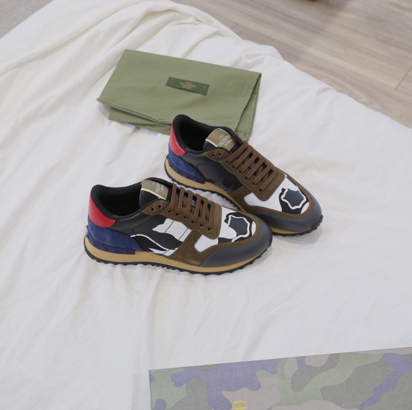 발렌티노 남여공용 커플 스니커즈