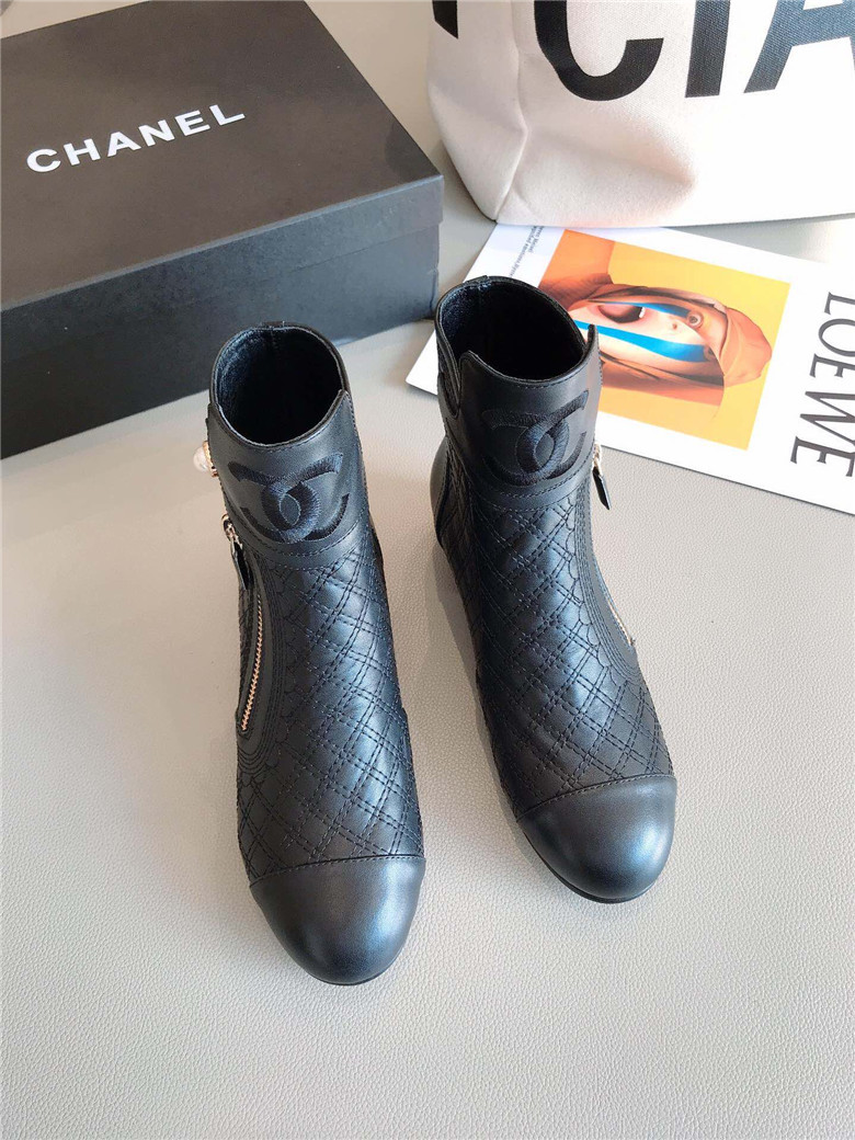 샤넬 부츠 굽높이3CM CA1030 신상 (250사이즈 주문제작)