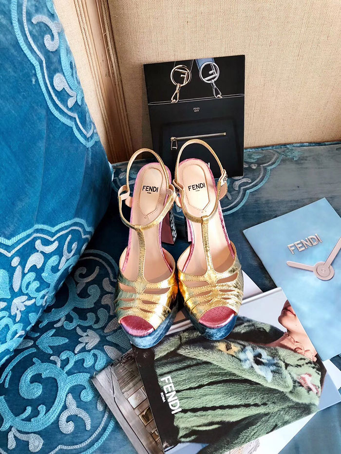 팬디 샌들힐 굽높이12CM봄신상