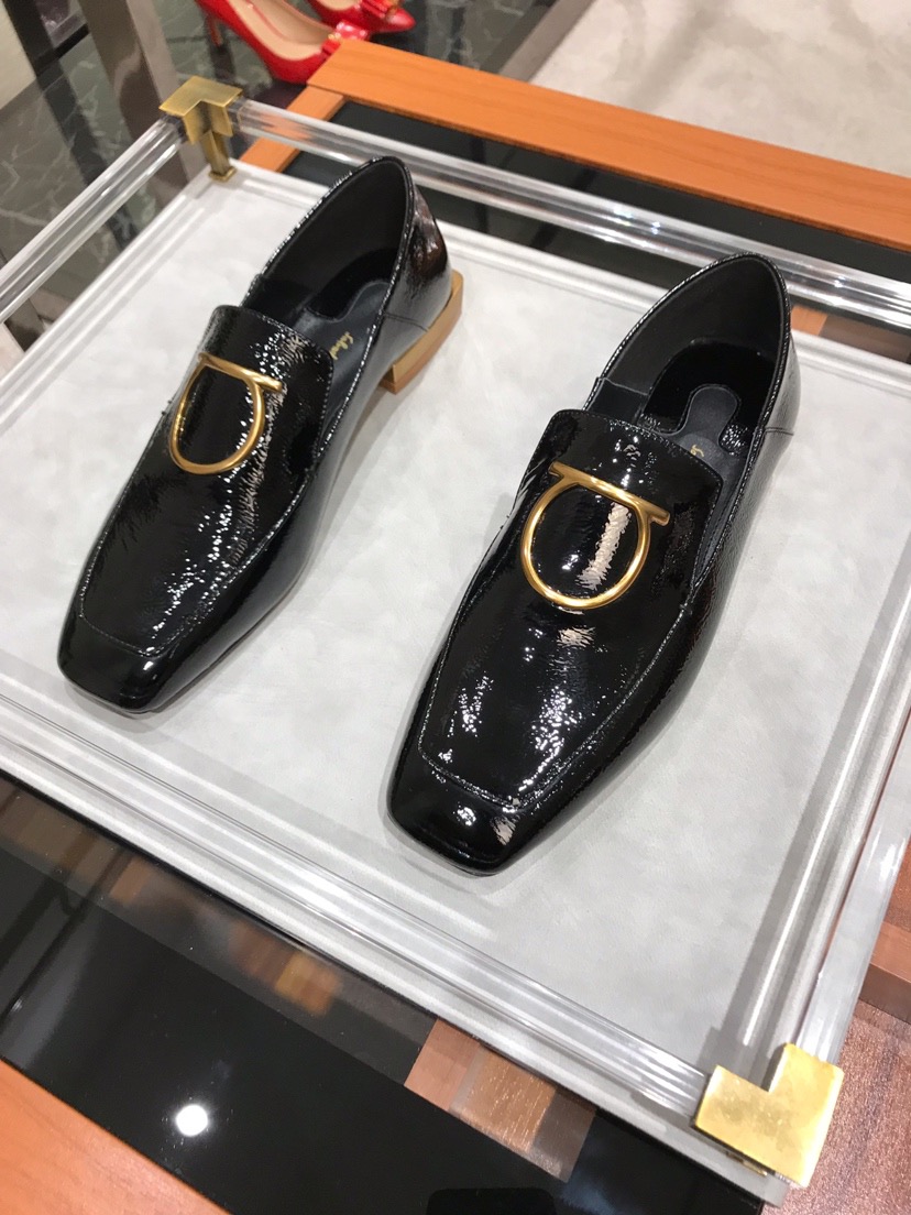 페레가모 단화 /봄신상