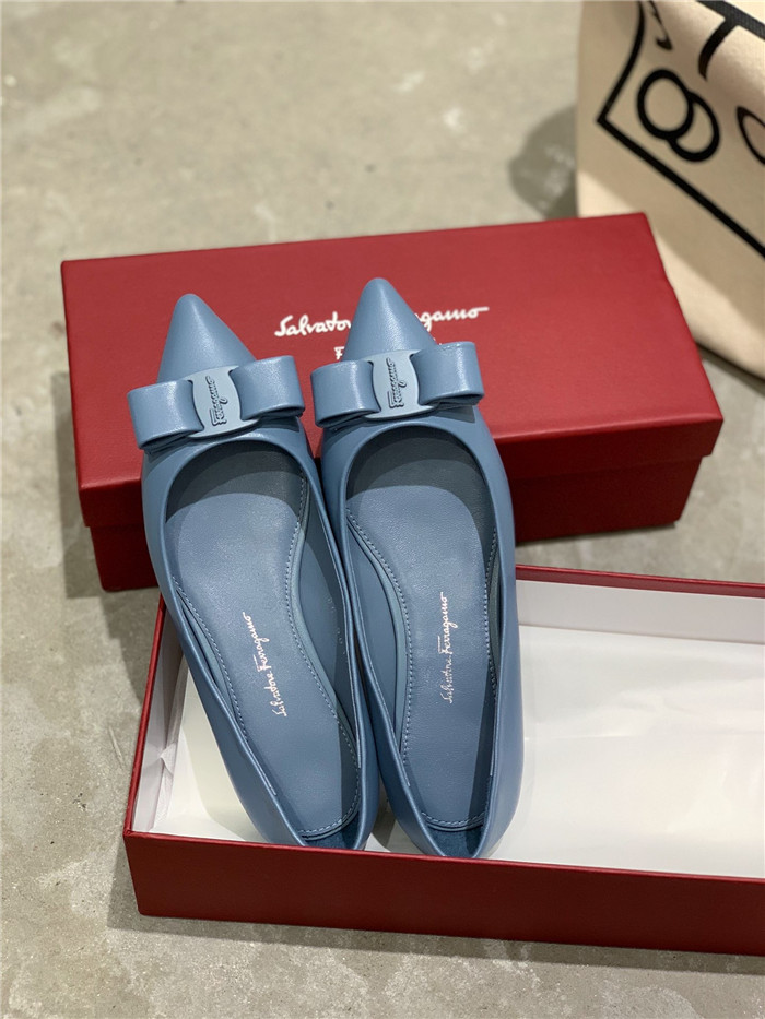 페레가모 여성용 단화 굽높이2CM F60099-1 2020/신상