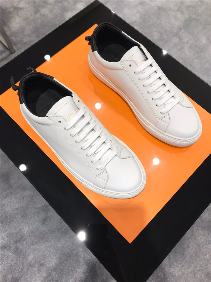 GIVENCHY 지방시 남성용 스니커즈 G10810-7 2020/신상