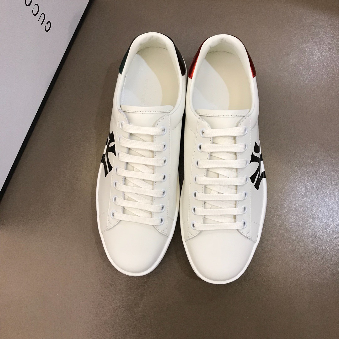 구찌 남성 스니커즈