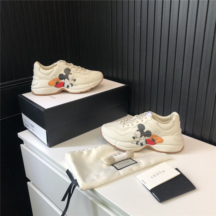 구찌 라이톤 남여공용 스니커즈 G50016-3 신상