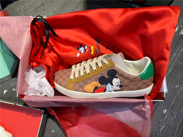 구찌 남여공용 미키 스니커즈 G0115 2020/신상