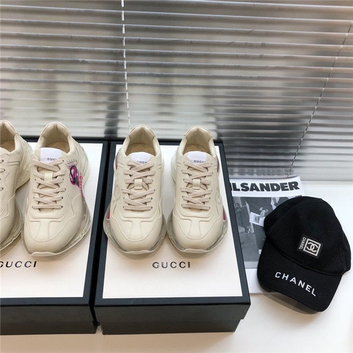 구찌 남여공용 스니커즈 G48844 2020/신상