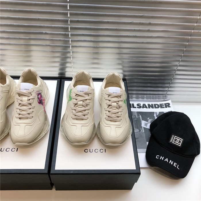 구찌 남여공용 스니커즈 G48844 2020/신상