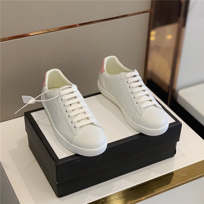 구찌 남여공용 스니커즈 G00801-4 2020/신상