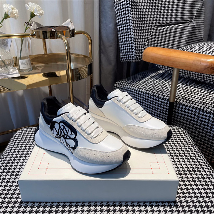 ALEXANDER MCQUEEN 알렉산더맥퀸 스프린터 러너 스니커즈 M70327