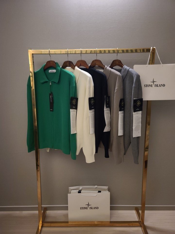 Stone Island 스톤아일랜드 집업카라니트 신상