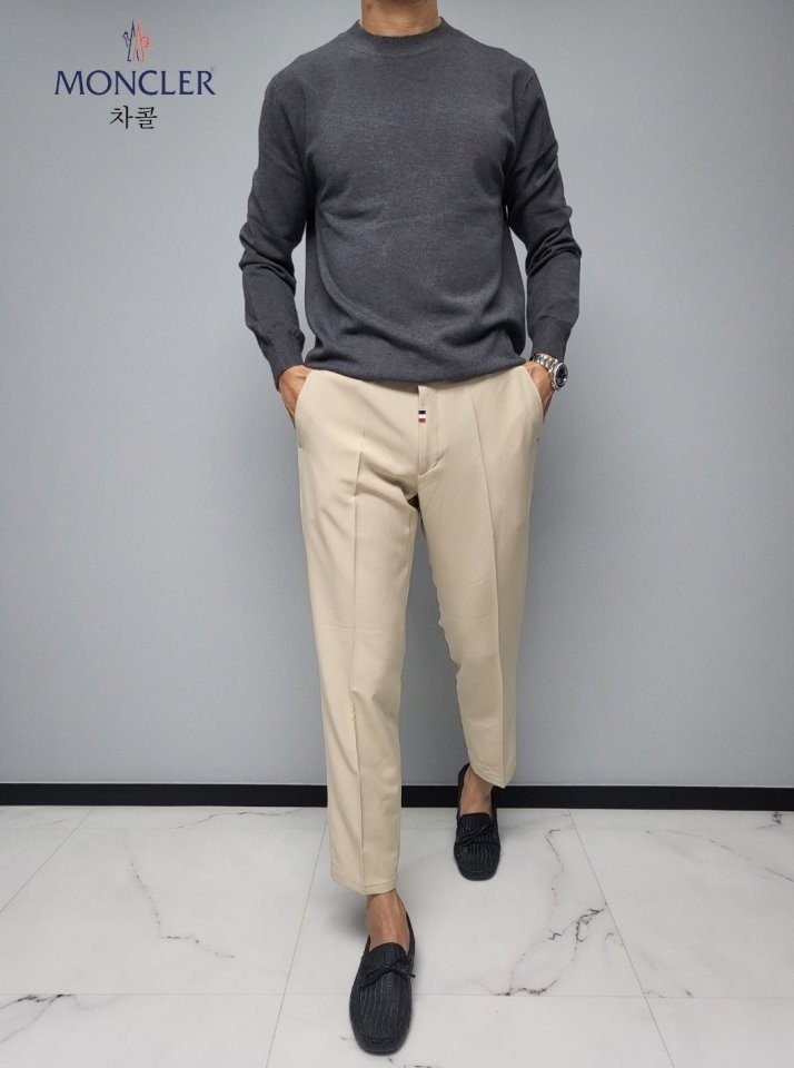 MONCLER 몽클레어 캐시 라운드 니트