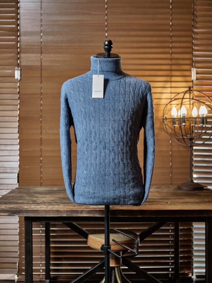 GUCCI 구찌 꽈배기 니트