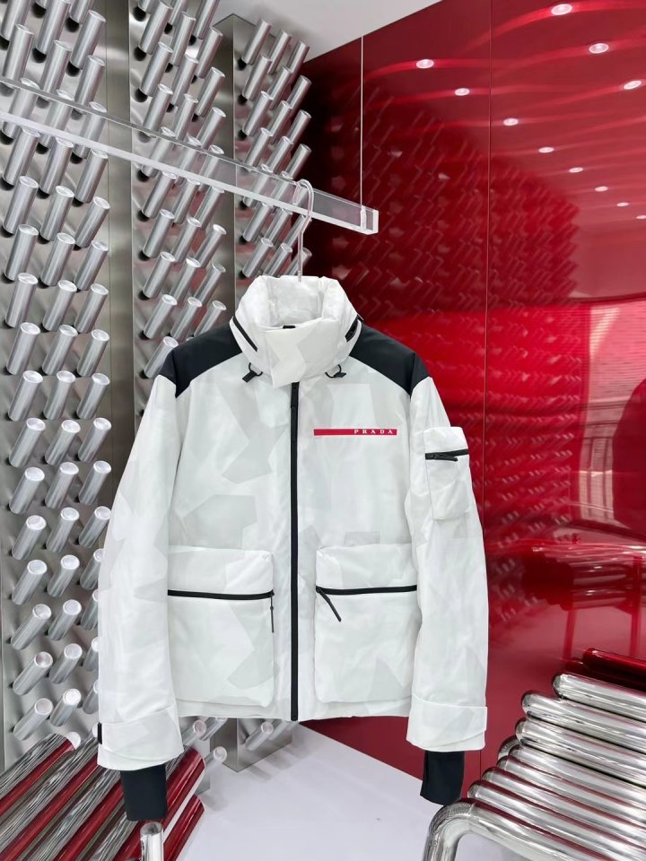 PRADA 프라다 프린트 테크니컬 윈드브레이커