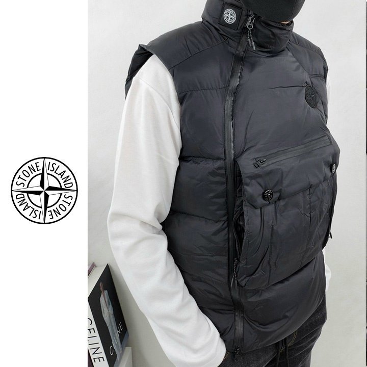 STONE ISLAND 스톤아일랜드 지퍼 포켓 하이넥 패딩 베스트 2COLOR