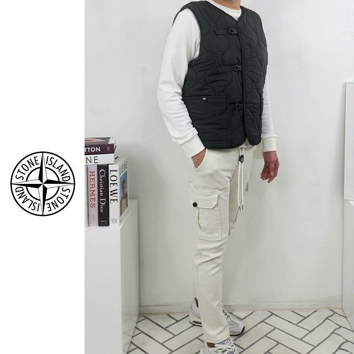 STONE ISLAND 스톤아일랜드 캠프 퀄팅 패딩 베스트 2COLOR