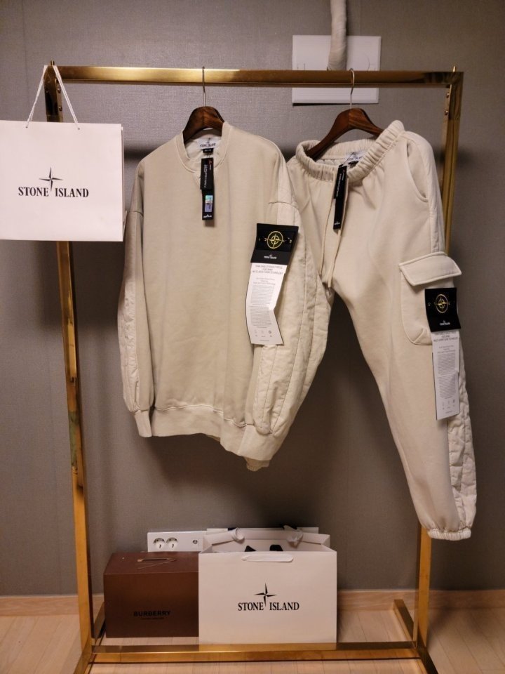 STONE ISLAND 스톤아일랜드  피그먼트 헤비쭈리 퀄팅 기모 맨투맨셋트