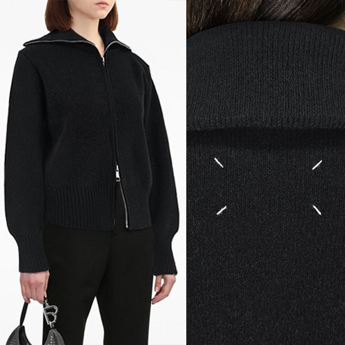 MONCLER 몽클레어 엠보자수 기모후드티