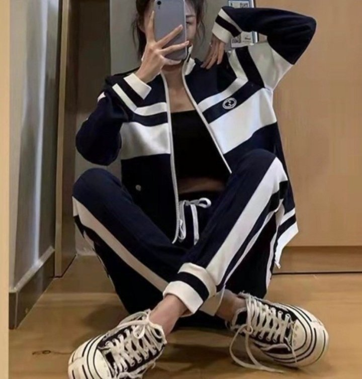 GUCCI 구찌 라인 니트 트레이닝 세트