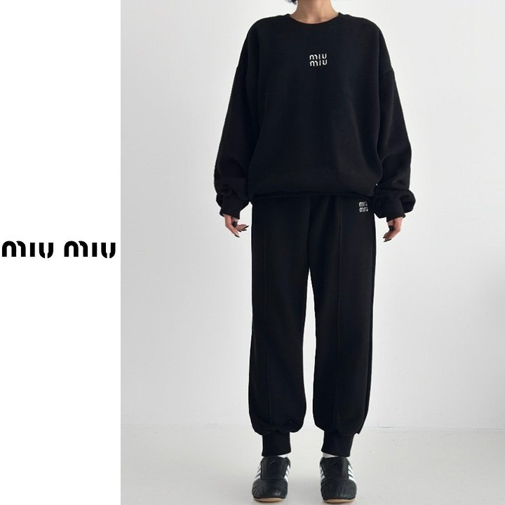 MIUMIU 미우미우 레터링 양기모 세트