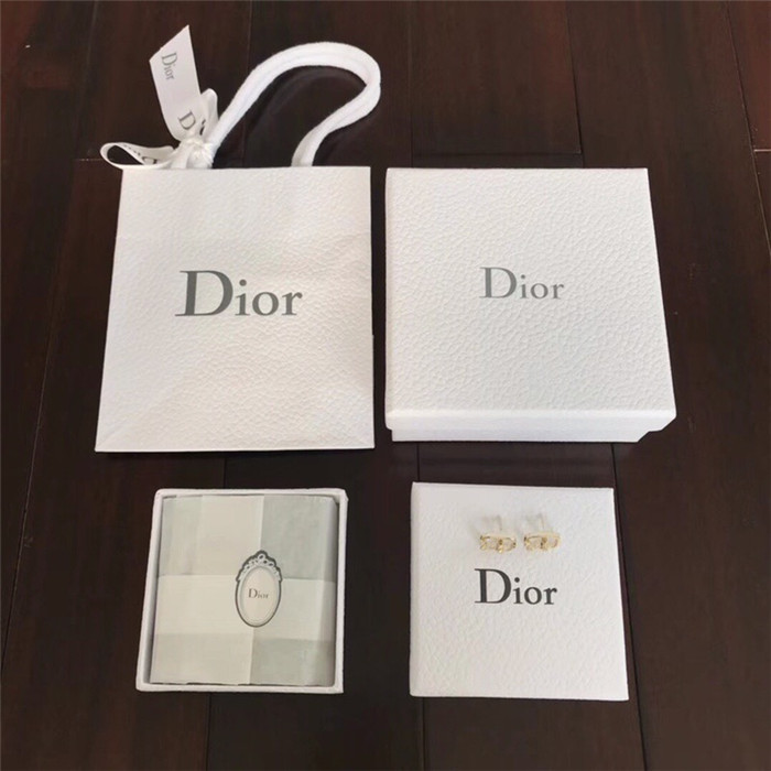 디올 귀걸이 D4010 2020/신상 (정품과 비교가능한 퀄리티 )