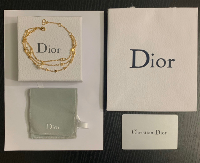 디올 팔찌 D9779 2020/신상 (정품과 비교가능한 퀄리티 )