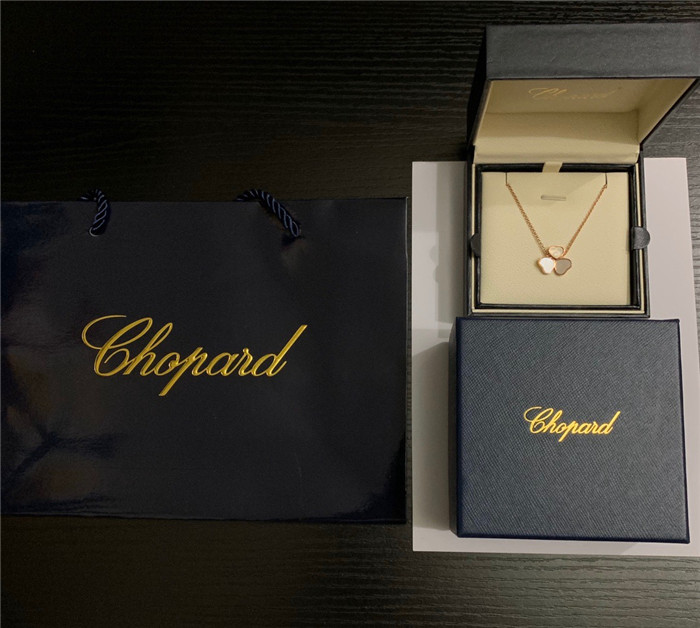 쇼파드 목걸이 C9123 2020/신상 (정품과 비교가능한 퀄리티 )